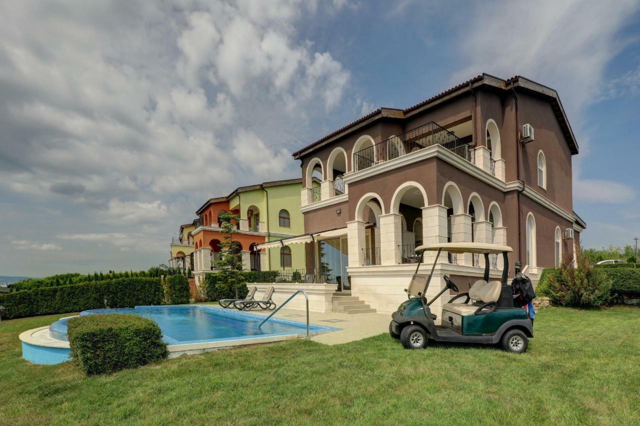 Lighthouse Luxe Estate Apart & Villas Balchik Exterior photo